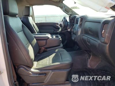 Zdjęcie 10 z 12 samochodu: 2021 CHEVROLET SILVERADO C2500 HEAVY DUTY VIN:1GC0WLE76MF114903 - miniatura