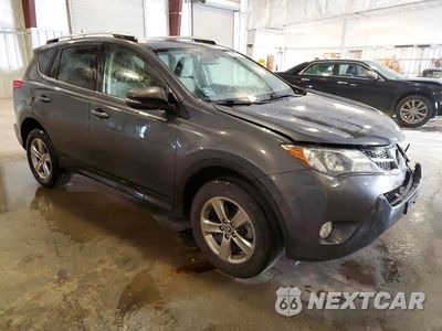 Czwarte zdjęcie samochodu z boku: 2015 TOYOTA RAV4 XLE VIN:JTMRFREV1FD110751 - miniatura