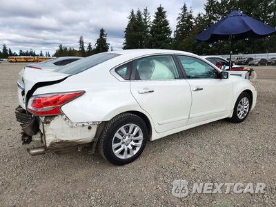 Trzecie zdjęcie samochodu z tyłu: 2015 NISSAN ALTIMA 2.5 S VIN:1N4AL3AP8FN309029 - miniatura