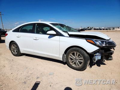 Czwarte zdjęcie samochodu z boku: 2015 HYUNDAI SONATA SE VIN:5NPE24AF4FH003294 - miniatura