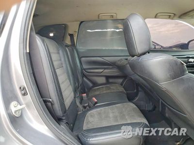 Zdjęcie 11 z 13 samochodu: 2019 MITSUBISHI OUTLANDER SE VIN:JA4AD3A30KZ048464 - miniatura