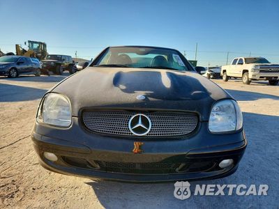 Piąte zdjęcie samochodu w środku: 2001 MERCEDES-BENZ SLK 320 VIN:WDBKK65F91F201007 - miniatura