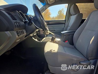 Zdjęcie 7 z 12 samochodu: 2014 TOYOTA TACOMA DOUBLE CAB VIN:5TFJX4GN7EX030717 - miniatura