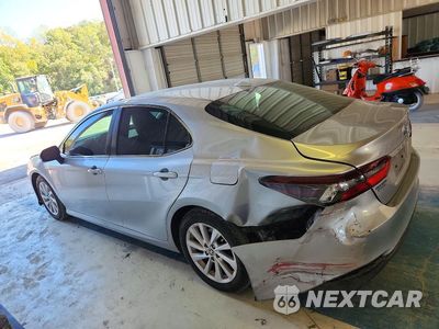 Drugie zdjęcie samochodu z przodu: 2022 TOYOTA CAMRY LE VIN:4T1C11AK8NU670505 - miniatura