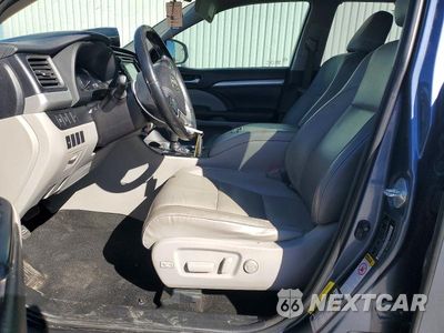 Zdjęcie 7 z 13 samochodu: 2018 TOYOTA HIGHLANDER XLE VIN:5TDKZRFH2JS259989 - miniatura