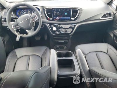 Zdjęcie 8 z 13 samochodu: 2026 CHRYSLER PACIFICA SELECT VIN:2C4RC1BG7TR220308 - miniatura
