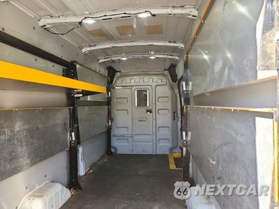 Zdjęcie 10 z 13 samochodu: 2022 FORD TRANSIT 350 DELIVERY VAN VIN:1FTBW3X83NKA22204 - miniatura