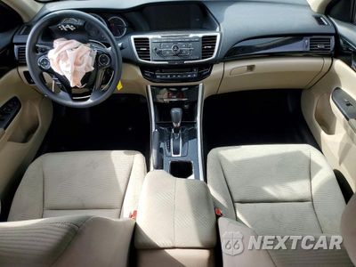 Zdjęcie 8 z 12 samochodu: 2017 HONDA ACCORD LX VIN:1HGCR2F38HA154852 - miniatura