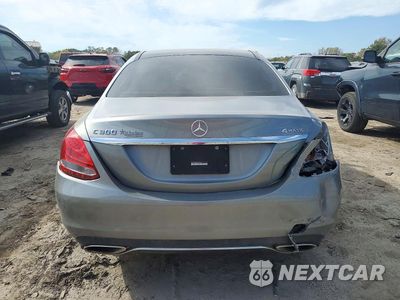Zdjęcie 6 z 12 samochodu: 2015 MERCEDES-BENZ C 300 4MATIC VIN:55SWF4KB6FU065815 - miniatura
