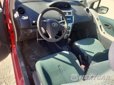 Zdjęcie 8 z 12 samochodu: 2007 TOYOTA YARIS BASE VIN:JTDJT903075099734 - miniatura