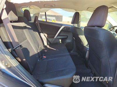 Zdjęcie 11 z 13 samochodu: 2018 TOYOTA RAV4 LE VIN:JTMZFREV0JJ206509 - miniatura