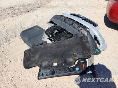 Zdjęcie 12 z 13 samochodu: 2020 VOLVO XC40 T5 MOMENTUM VIN:YV4162UK8L2287538 - miniatura