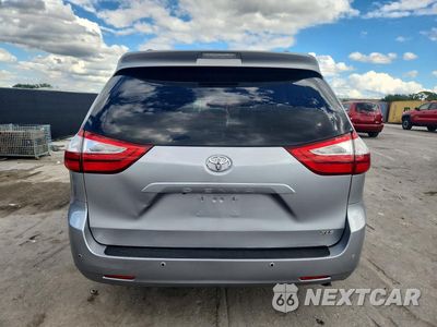 Zdjęcie 6 z 13 samochodu: 2017 TOYOTA SIENNA XLE 8-PASSENGER VIN:5TDYZ3DC2HS883672 - miniatura