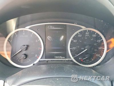 Zdjęcie 9 z 12 samochodu: 2016 NISSAN SENTRA SL VIN:3N1AB7AP2GY285337 - miniatura