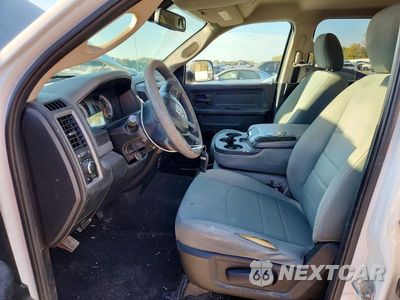 Zdjęcie 7 z 12 samochodu: 2018 RAM 1500 ST VIN:1C6RR7ST9JS145113 - miniatura