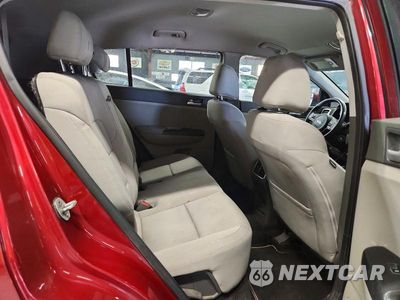 Zdjęcie 11 z 13 samochodu: 2017 KIA SPORTAGE LX VIN:KNDPMCAC9H7119228 - miniatura