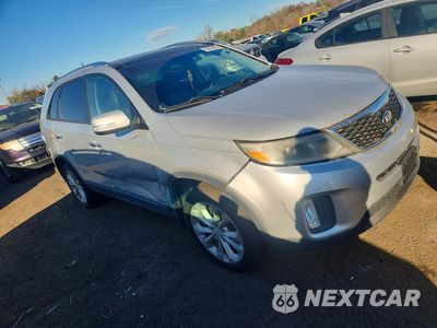Czwarte zdjęcie samochodu z boku: 2014 KIA SORENTO EX VIN:5XYKUDA78EG498756 - miniatura