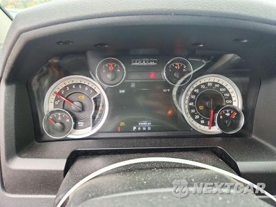 Zdjęcie 9 z 12 samochodu: 2014 RAM 1500 SLT VIN:1C6RR7LT5ES208745 - miniatura