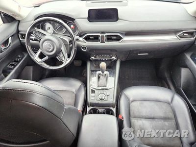 Zdjęcie 8 z 13 samochodu: 2019 MAZDA CX-5 TOURING VIN:JM3KFBCM2K1551360 - miniatura