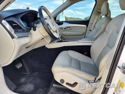 Zdjęcie 7 z 14 samochodu: 2017 VOLVO XC90 T5 VIN:YV4102KK0H1114954 - miniatura