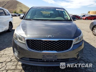 Piąte zdjęcie samochodu w środku: 2016 KIA SEDONA LX VIN:KNDMB5C1XG6178986 - miniatura