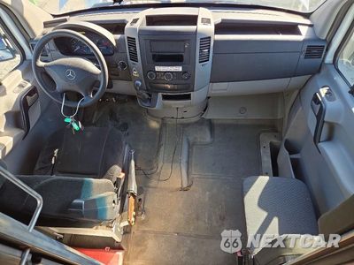 Zdjęcie 8 z 13 samochodu: 2011 MERCEDES-BENZ SPRINTER 2500 DELIVERY VAN VIN:WD3PE8CB5B5601884 - miniatura