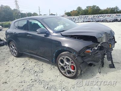 Czwarte zdjęcie samochodu z boku: 2025 ALFA ROMEO TONALE BASE VIN:ZASPATAW7S3090205 - miniatura