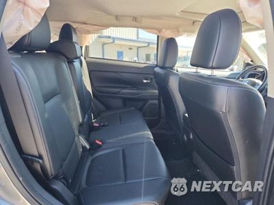 Zdjęcie 11 z 13 samochodu: 2014 MITSUBISHI OUTLANDER SE VIN:JA4AZ3A33EZ009132 - miniatura