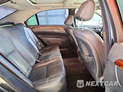 Zdjęcie 10 z 12 samochodu: 2007 MERCEDES-BENZ S 550 VIN:WDDNG71X07A083252 - miniatura