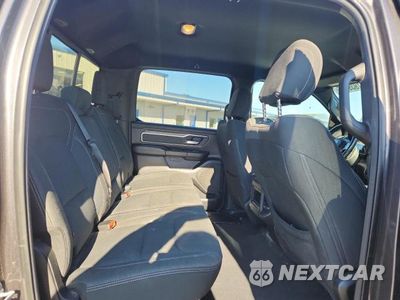 Zdjęcie 10 z 12 samochodu: 2019 RAM 1500 BIG HORN/LONE STAR VIN:1C6RREFG9KN641837 - miniatura