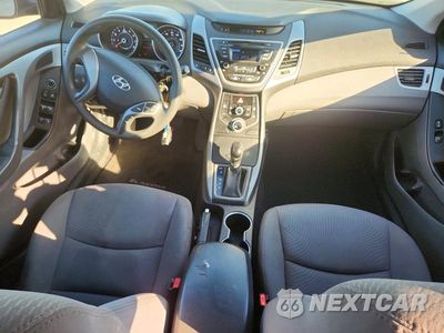 Zdjęcie 8 z 12 samochodu: 2016 HYUNDAI ELANTRA SE VIN:5NPDH4AE3GH766247 - miniatura