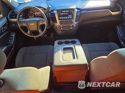 Zdjęcie 8 z 12 samochodu: 2020 CHEVROLET TAHOE POLICE VIN:1GNLCDEC3LR272273 - miniatura