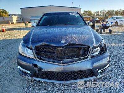 Piąte zdjęcie samochodu w środku: 2013 MERCEDES-BENZ C 250 VIN:WDDGF4HB6DR259805 - miniatura