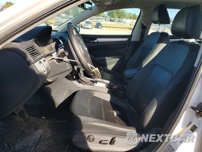 Zdjęcie 7 z 11 samochodu: 2012 VOLKSWAGEN PASSAT SE VIN:1VWBP7A39CC033942 - miniatura