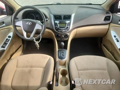 Zdjęcie 8 z 12 samochodu: 2013 HYUNDAI ACCENT GLS VIN:KMHCT4AEXDU318403 - miniatura