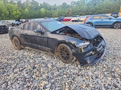 Czwarte zdjęcie samochodu z boku: 2018 FORD MUSTANG VIN:1FA6P8TH8J5178481 - miniatura
