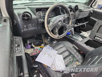 Zdjęcie 8 z 12 samochodu: 2005 HUMMER H2 VIN:5GRGN23U85H131159 - miniatura