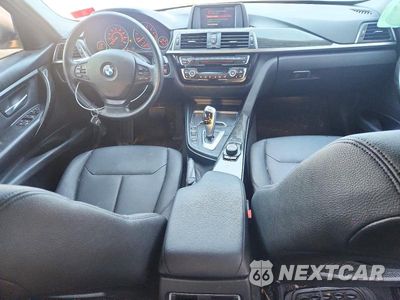 Zdjęcie 8 z 12 samochodu: 2018 BMW 320 XI VIN:WBA8E5G59JNU47415 - miniatura