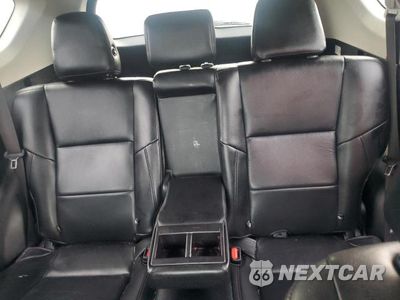 Zdjęcie 10 z 13 samochodu: 2018 TOYOTA RAV4 LE VIN:JTMZFREV1JJ736701 - miniatura