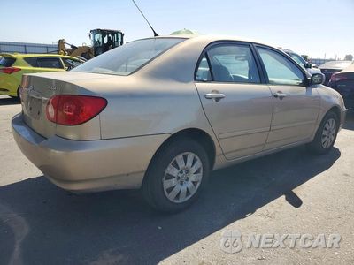 Trzecie zdjęcie samochodu z tyłu: 2004 TOYOTA COROLLA LE VIN:1NXBR32E74Z247759 - miniatura