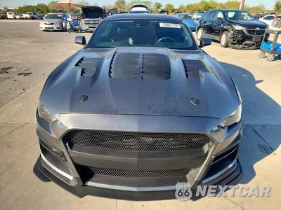 Piąte zdjęcie samochodu w środku: 2020 FORD MUSTANG GT VIN:1FA6P8CF5L5142667 - miniatura