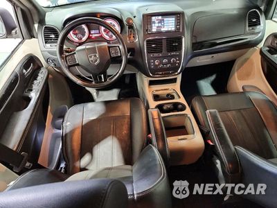 Zdjęcie 8 z 13 samochodu: 2019 DODGE GRAND CARAVAN SXT VIN:2C4RDGCG4KR691118 - miniatura
