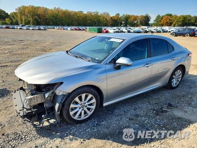 2020 TOYOTA CAMRY LE 4T1C11AK1LU303846 - główne zdjęcie licytacji z USA - miniatura