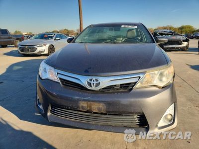 Piąte zdjęcie samochodu w środku: 2012 TOYOTA CAMRY XLE V6 VIN:4T1BK1FK8CU506556 - miniatura