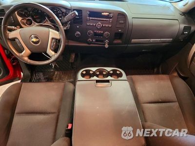 Zdjęcie 8 z 12 samochodu: 2011 CHEVROLET SILVERADO K1500 LT VIN:1GCRKSE39BZ148503 - miniatura