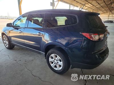 Drugie zdjęcie samochodu z przodu: 2015 CHEVROLET TRAVERSE LS VIN:1GNKVFED3FJ112715 - miniatura