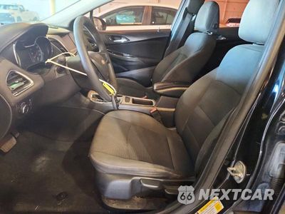 Zdjęcie 7 z 12 samochodu: 2017 CHEVROLET CRUZE LS VIN:1G1BC5SM6H7116327 - miniatura