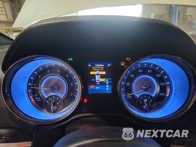Zdjęcie 9 z 12 samochodu: 2014 CHRYSLER 300C VIN:2C3CCAEG1EH323772 - miniatura