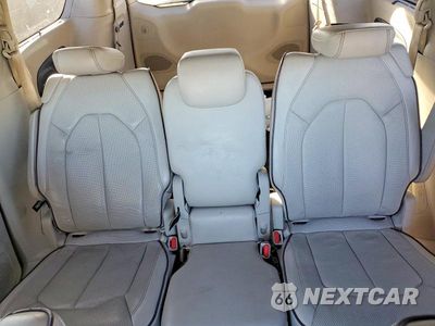 Zdjęcie 10 z 13 samochodu: 2017 CHRYSLER PACIFICA LIMITED VIN:2C4RC1GG5HR653156 - miniatura