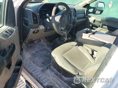 Zdjęcie 8 z 13 samochodu: 2019 FORD F550 SUPER DUTY UTILITY / SERVICE TRUCK VIN:1FDUF5HT5KEC46393 - miniatura